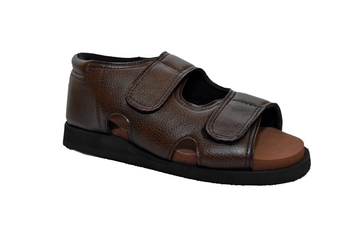 Men Diabetic Sandal Brown