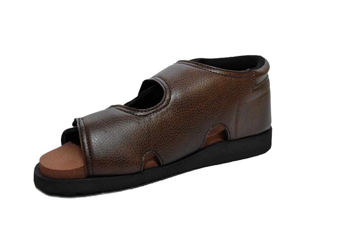 Men Diabetic Sandal Brown